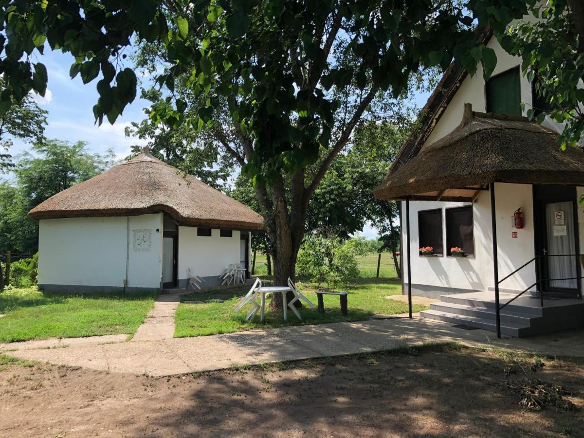 Patkos Motel Tiszafüred 外观 照片
