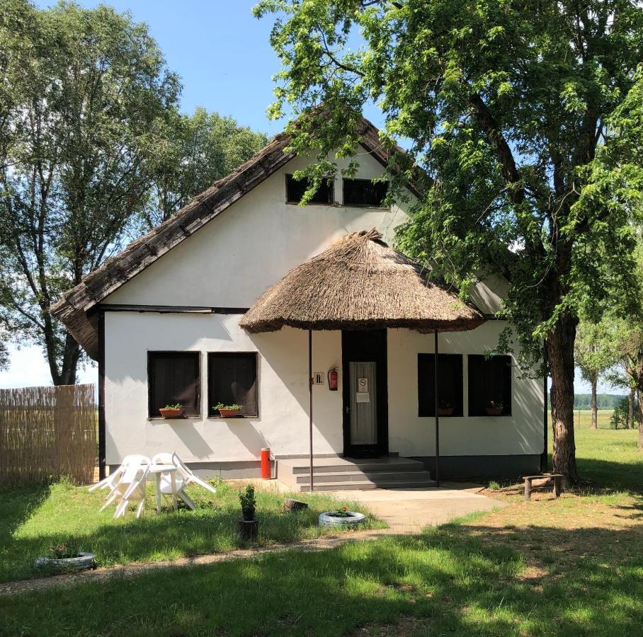Patkos Motel Tiszafüred 外观 照片